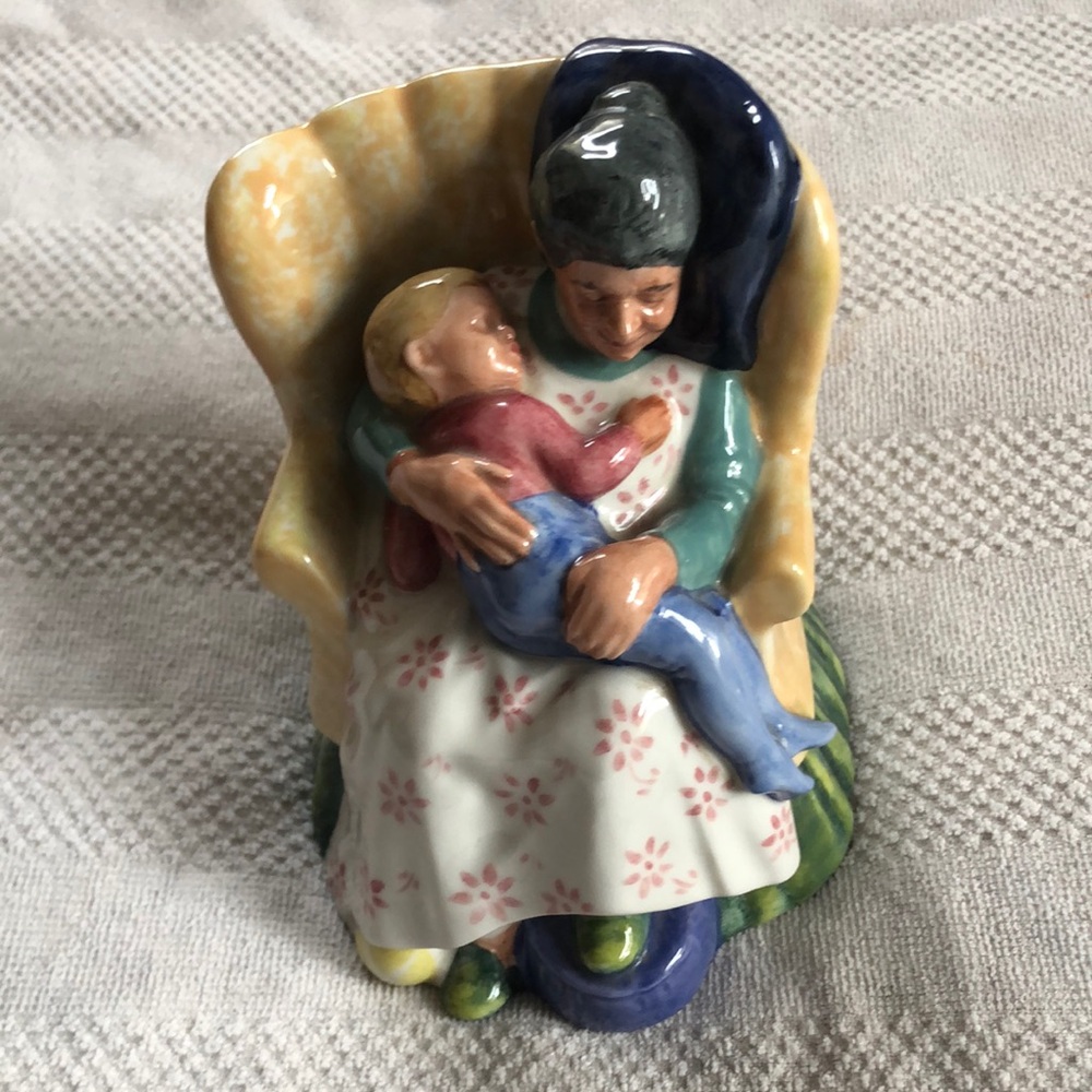 Sweet dreams. Doulton and  co limited corp 1970 hi 2380 😘😘❤️🌷